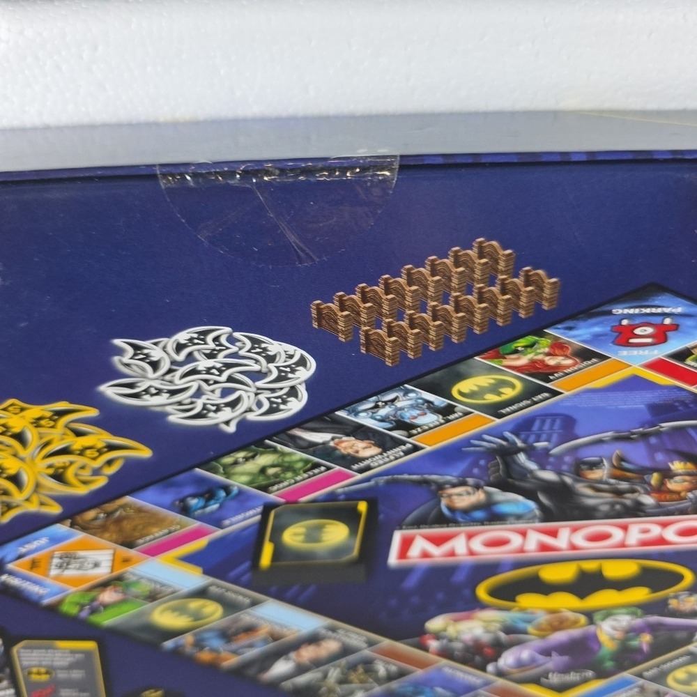 Monopoly Batman Edition Board Game | Monopoly Game for Batman Fans | Ages 8 a - Picture 6 of 9